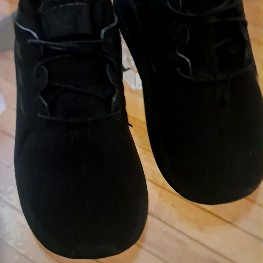 Adidas boys sneakers